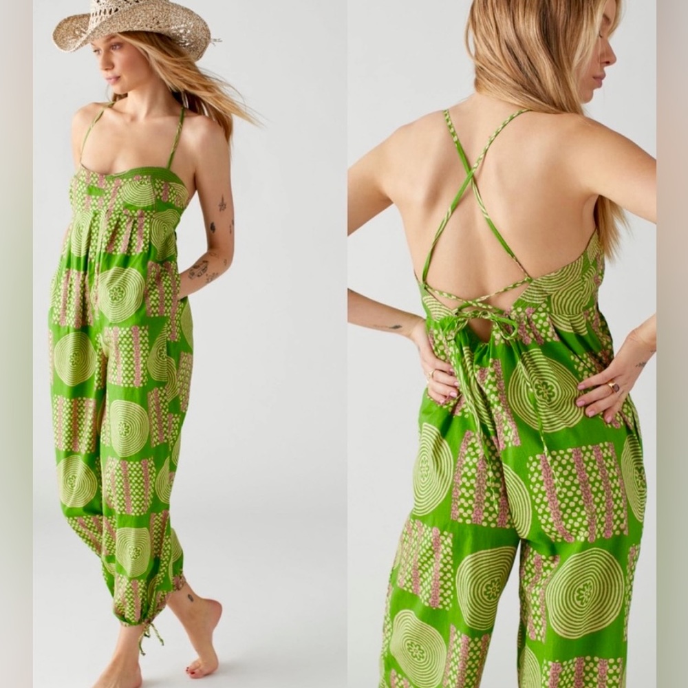 NWT Urban Outfitters Jumpsuit Mabel Strappy-Back Relaxed Sweatheart Neck LARGE